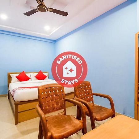 Oyo 62964 Hotel Vandana Grand Nellore Eksteriør bilde